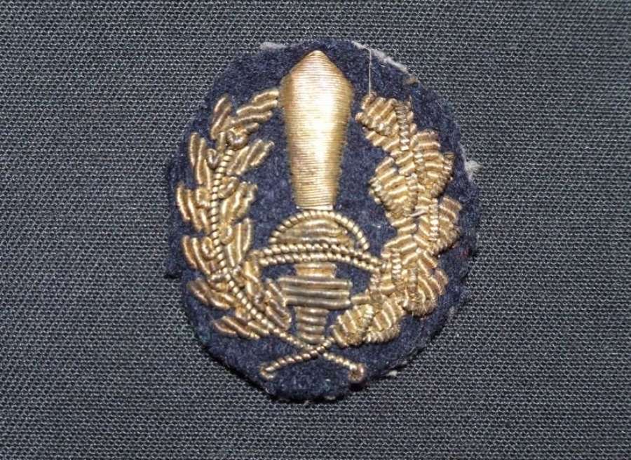 A scarce WW11 Italian Arditi (Special Forces) Sleeve badge