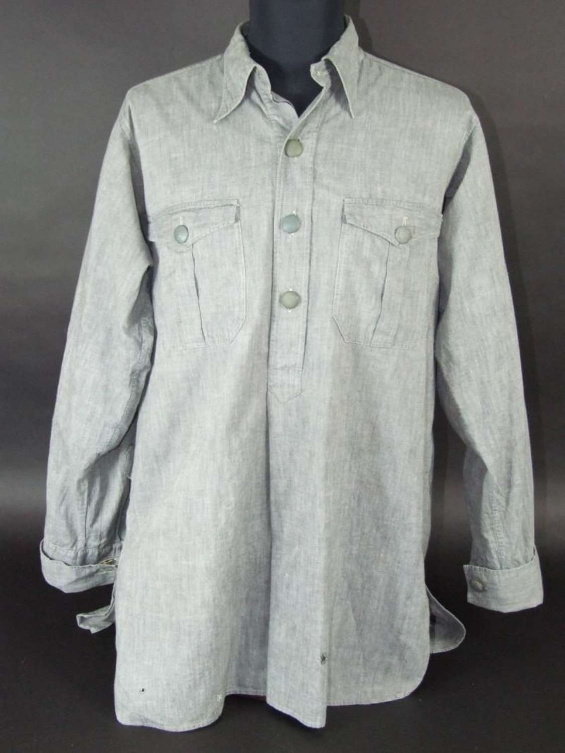 A blue grey Lufwaffe Shirt (Stoffhemd)