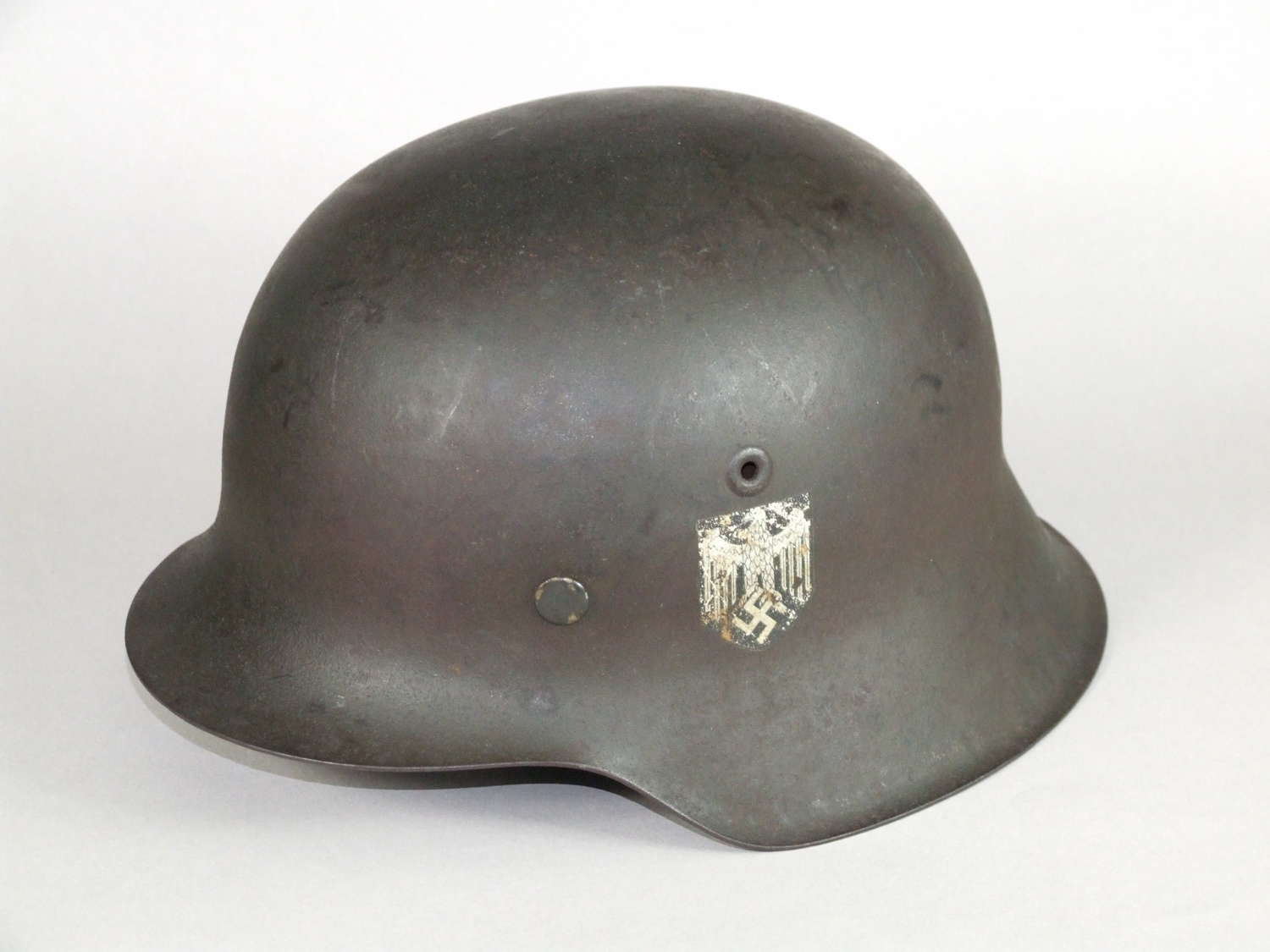Single Decal M42 Heer helmet