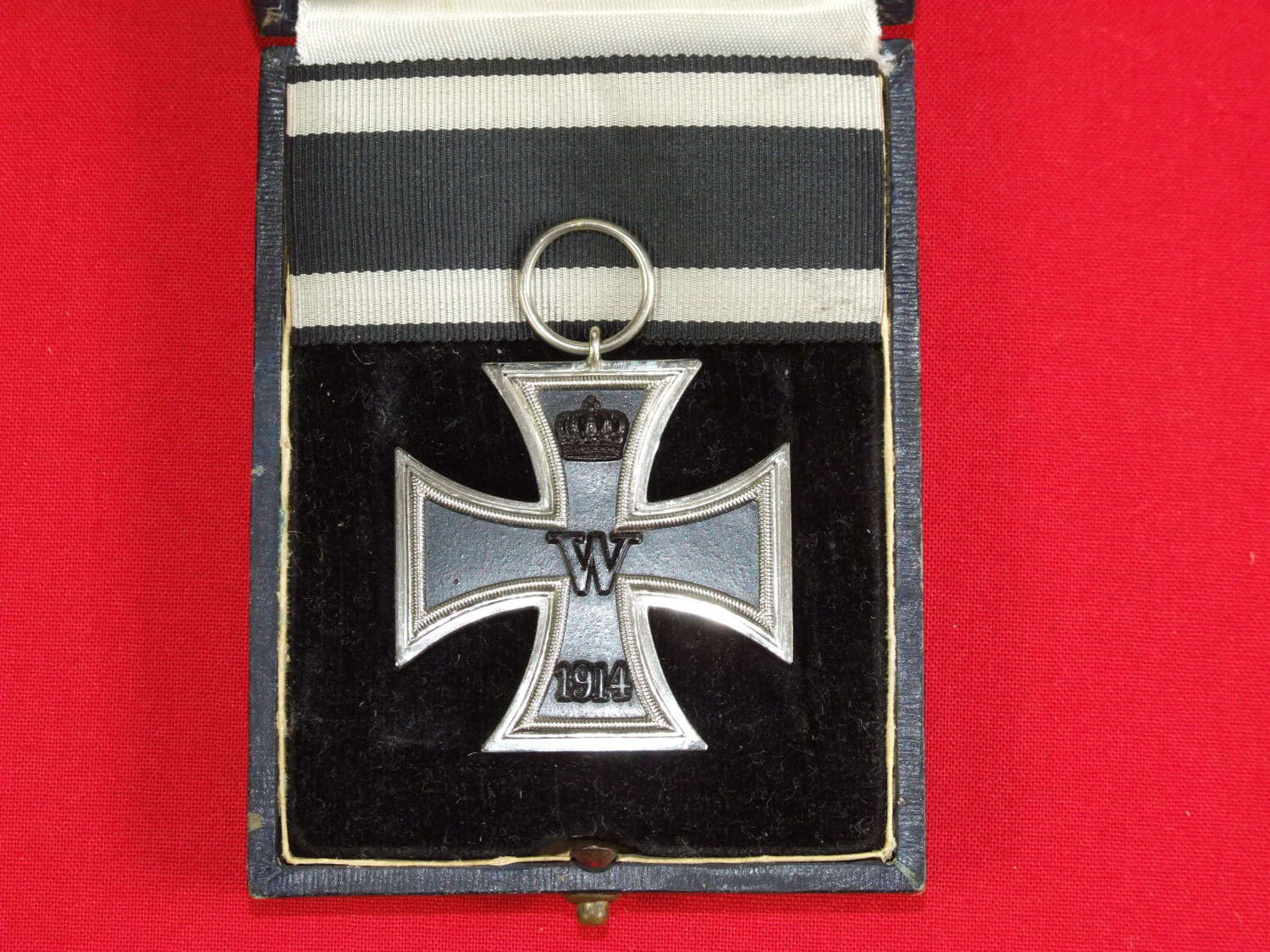 1914 Iron Cross Second Class with Case