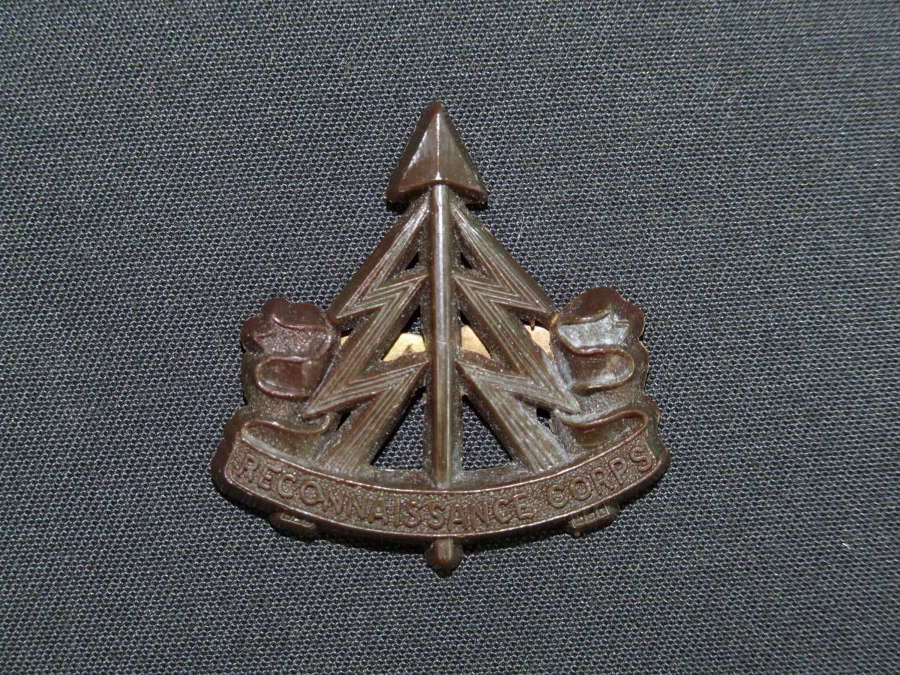 British Reconnaissance Corps Brown Plastic Cap Badge