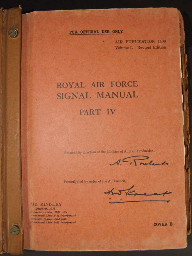 1943 Edition of AP1186 Signals Manual. D Mask + Type 19 Microphones