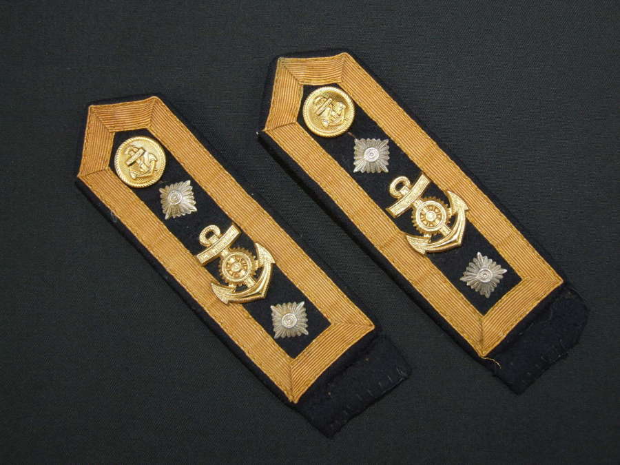 Kriegsmarine Sew -in Shoulder Boards - Oberfeldwebel