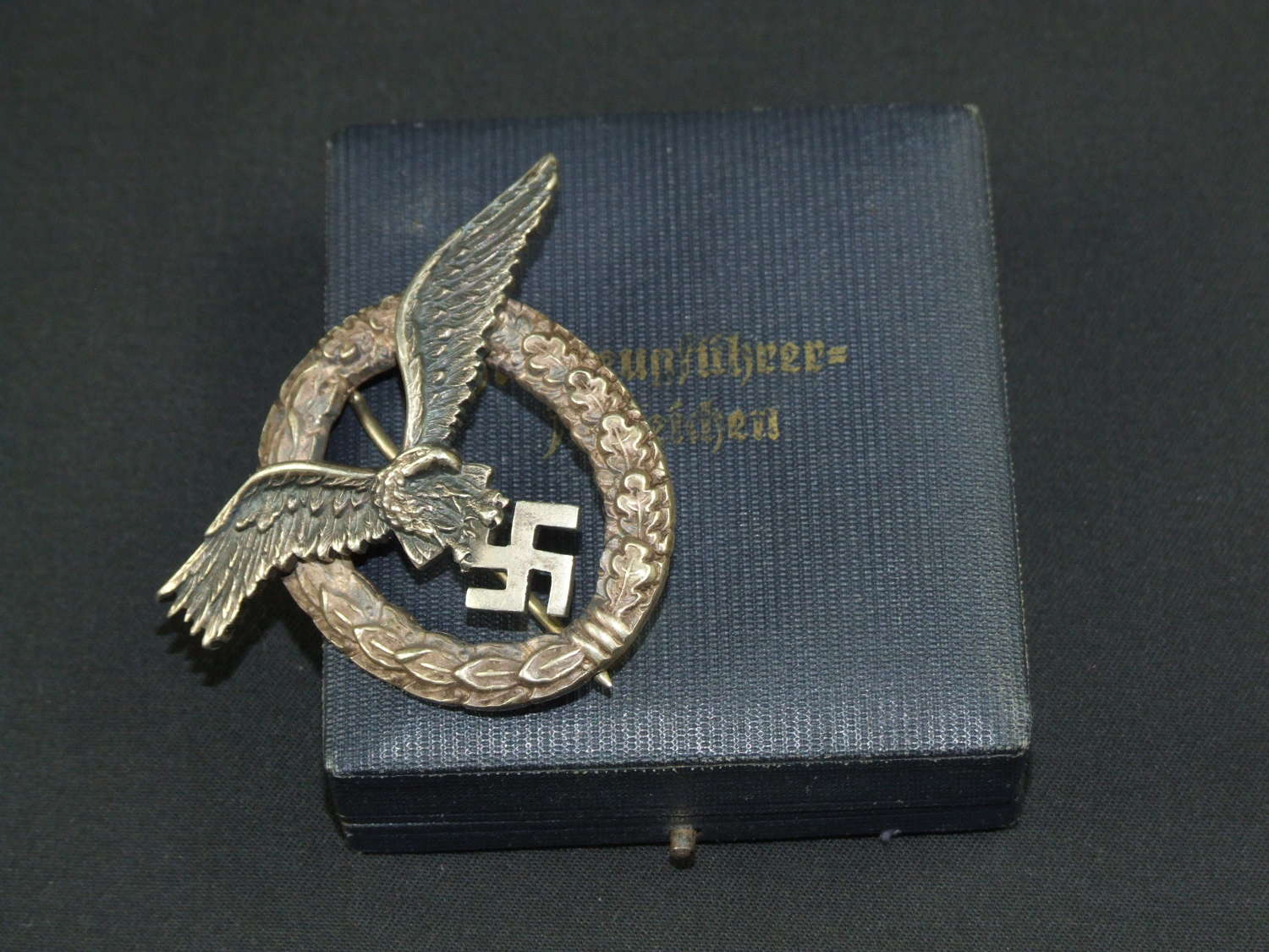 Luftwaffe Pilots Badge in Tombak by Juncker