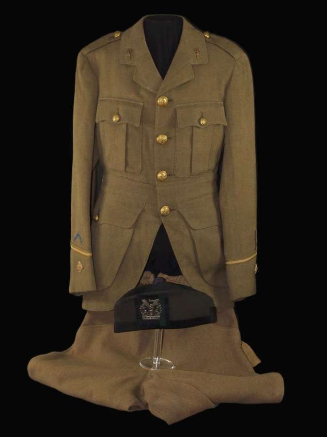 Attributed WW1 British Officer’s Uniform to the 3rd Tyneside Scottish