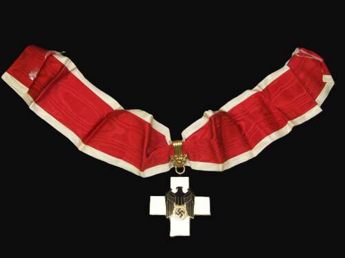 Social Welfare 1st Class Neck Order by Godet