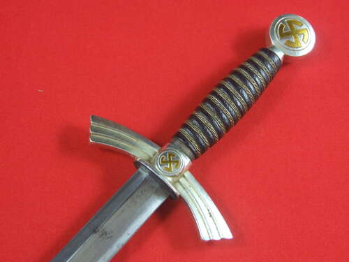 A good example of a 1st Pattern Luftwaffe Dagger by WKC