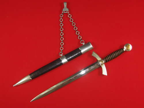 A good example of a 1st Pattern Luftwaffe Dagger by WKC