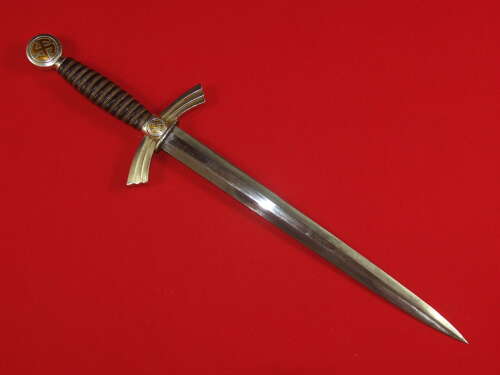 A good example of a 1st Pattern Luftwaffe Dagger by WKC