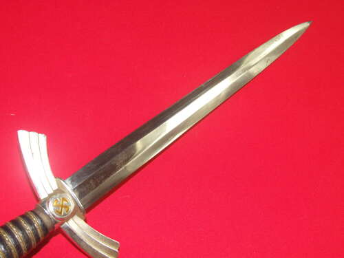 A good example of a 1st Pattern Luftwaffe Dagger by WKC