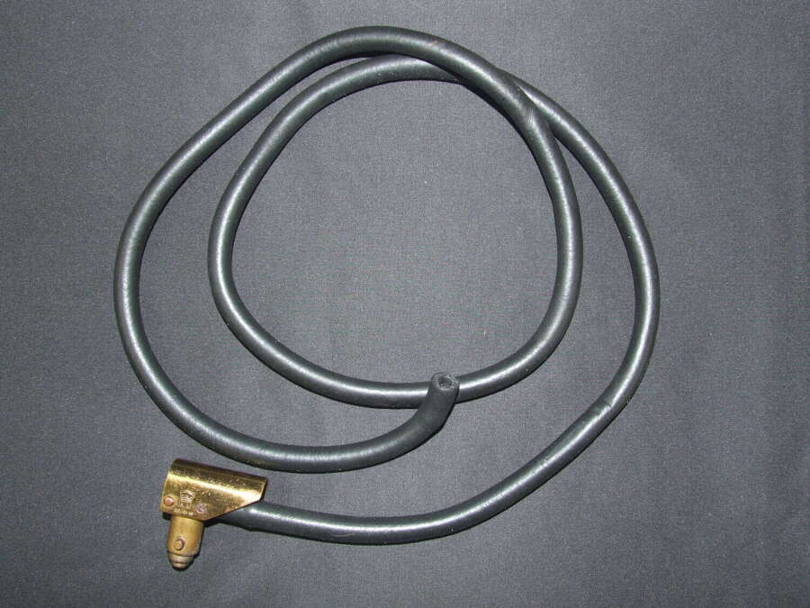 Oxygen Hose and Connector for the D Type Oxygen Mask