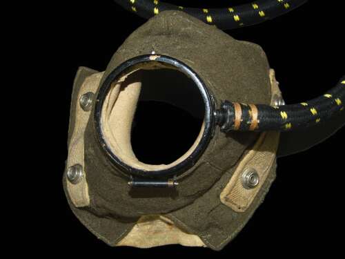 RAF B Type 1939 Size 4 with D Type Oxygen Mask