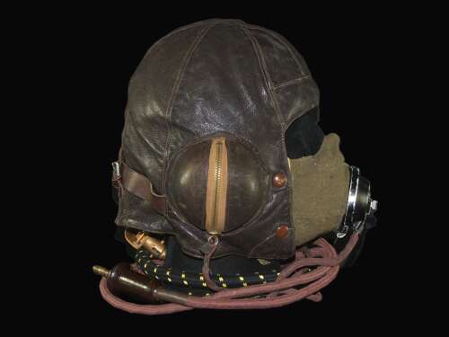 RAF B Type 1939 Size 4 with D Type Oxygen Mask