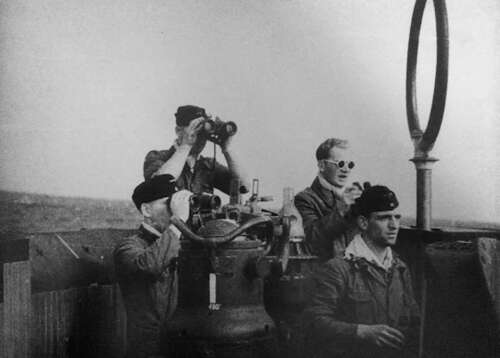 1st Pattern (Small Ocular) Zeiss U-Boat 7x50 Binoculars