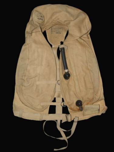 Luftwaffe Model 10-30 B-2 Backless waistcoat-style Schwimmweste