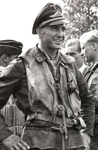 Luftwaffe Model 10-30 B-2 Backless waistcoat-style Schwimmweste
