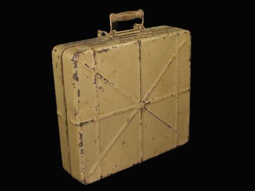 Luftwaffe 3.7 mm Flak 18 Ammunition Case