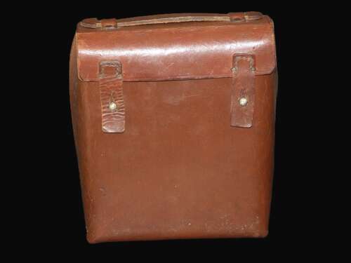 1939 Dated Field Dressing Kit and Medic;s Armband