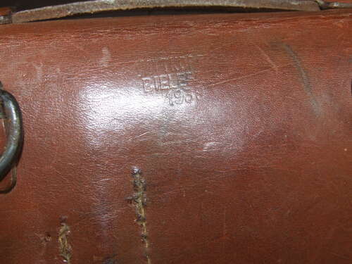 1939 Dated Field Dressing Kit and Medic;s Armband