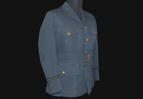 WW2 WAAF Officer's Tunic / Jacket. F/O Auxiliary Air Force