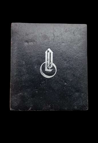 1939 LDO box for an Iron Cross Second Class by BH Mayer L/18