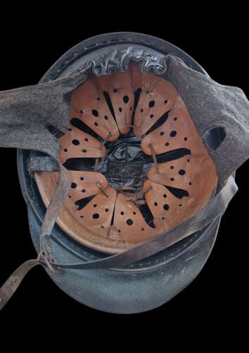Early III Reich Metropolitan issue Polizei Motorcyclist Crash Helmet by ErEl.