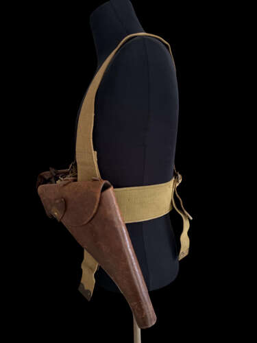 WW1 British Junior Officer’s/Warrant Officer’s Trench Fighting Equipment Set