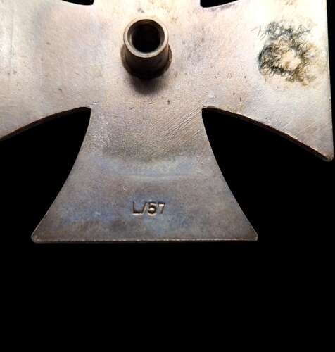 Very rare Screwback 1939 Iron Cross First Class in LDO case by Boerger & Co marked L/57