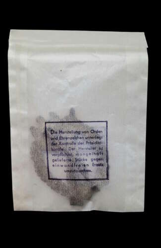 Heer/Waffen-SS Infantry Assault Badge in Silver complete with LDO cellophane packet