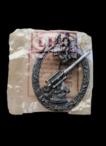 Army Flak Badge in LDO cellophane packet by Alois Rettenmaier.