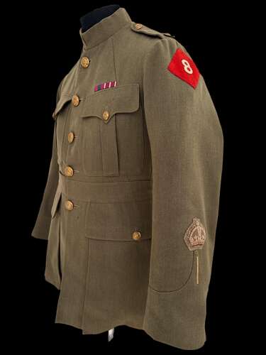 Attributed WW1 Warrant Officer Tunic With Battle Insignia - 1/8th Lancashire Fusiliers