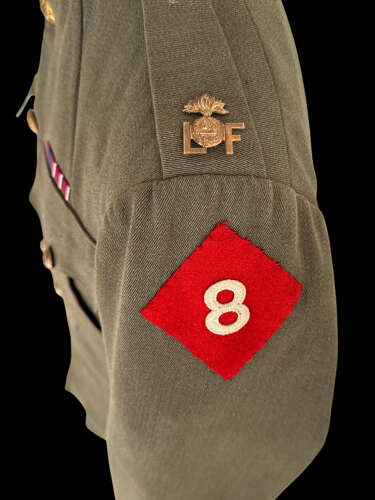 Attributed WW1 Warrant Officer Tunic With Battle Insignia - 1/8th Lancashire Fusiliers