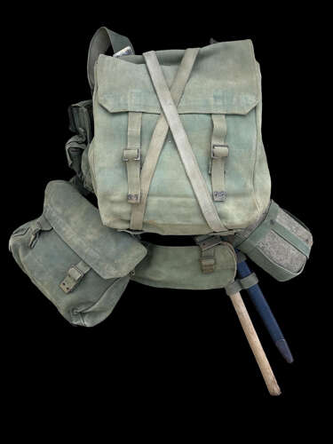 Complete Set of WW1 British 1908 Pattern Webbing with Entrenching Tool and 1907 Bayonet.